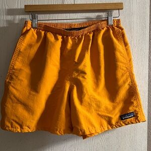Patagonia Orange Baggies Shorts 4” Nylon Lined Swim Trunks Hiking Men Sz Small